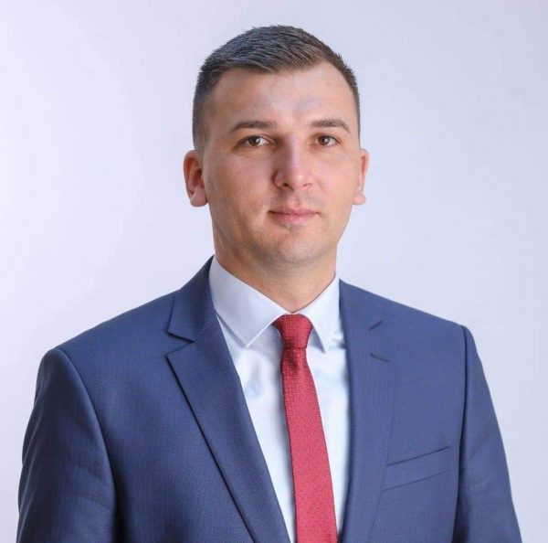 Voicu Dragos Primar Comuna Siriu Voicu Dragos Primar Comuna Siriu